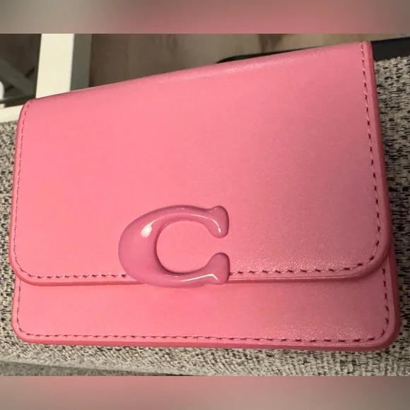 Coach Bandit Card Case style# CR522 color Vivid Pink (LHWPU) - Picture 2 of 8